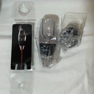 Sonder Dwelling Wine Aerator